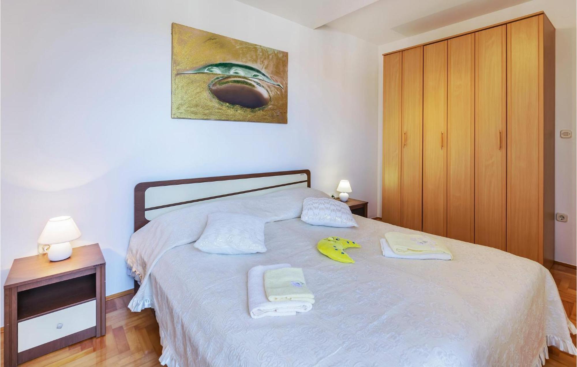 1 Bedroom Beautiful Apartment In Pula Ngoại thất bức ảnh